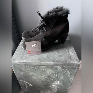 Maxine of Canada Suede Fur-lined black Ankle Boots - NWT (see description) Sz12